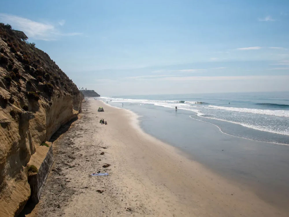 This image displays photo of the Seascape Sur Beach